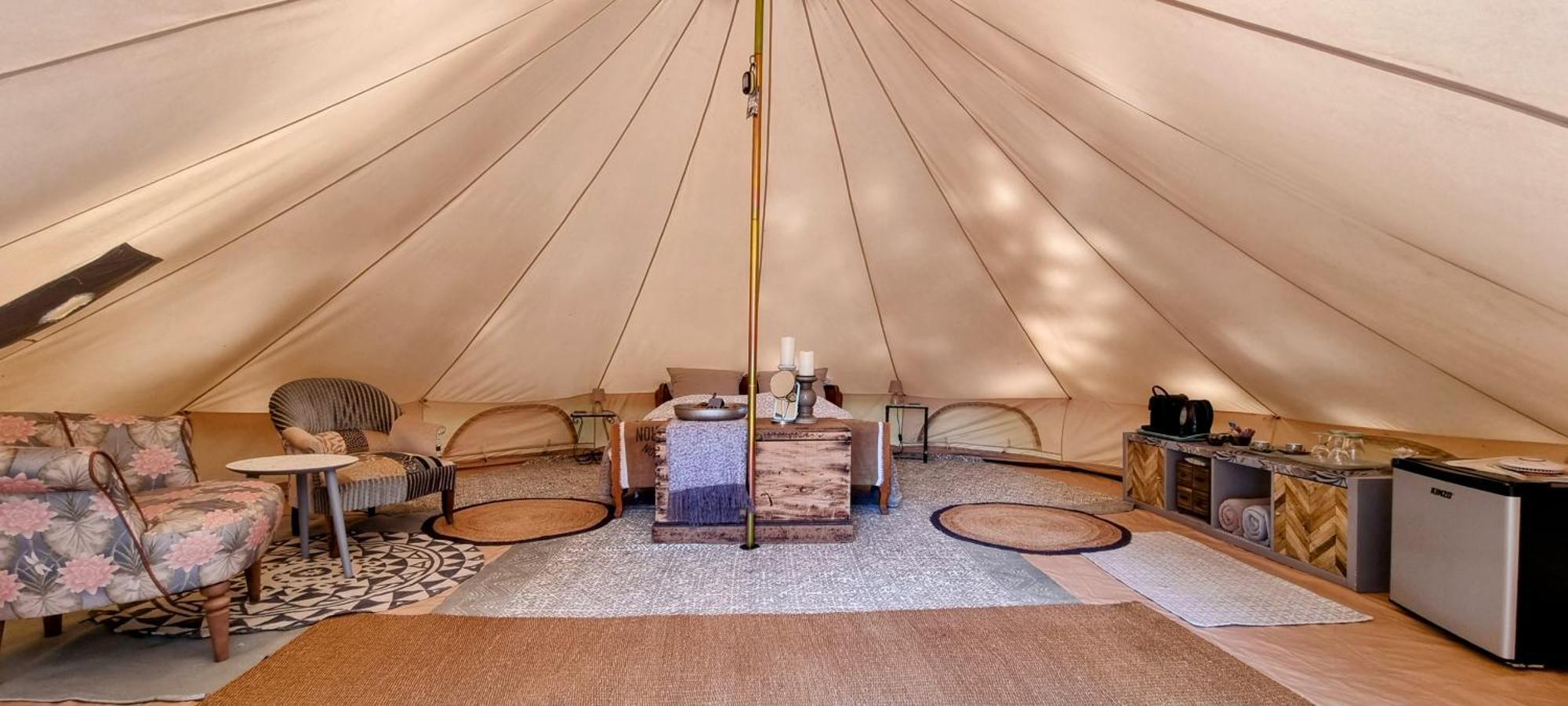 La Fortinerie Glamping Bell Tent Mouliherne Esterno foto